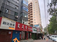 义马市鸿庆路客都超市北20米门面房一间出租