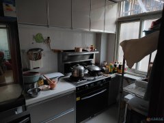 1楼，68平2室1厅，暖燃齐拎包入住，17.5万