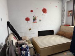 2楼，14.5万学区房，65平2室2厅暖燃齐，拎包入住