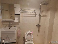 市直幼儿园附近二楼两室一厅带证出售