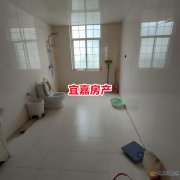 35.8万出售人保财险家属楼3楼，193平，3室2厅2卫，暖