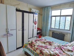 13.5万，有证可过户，90平3室1厅拎包入住，非顶楼