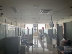 银杏生活广场旁边,位置优越，环境好。对外出租