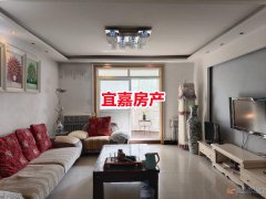 1楼养老房 银杏苑138平3室2厅住房 燃暖齐全 43.8万