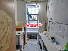 巴奴附近2楼学区房 74平3室1厅 14.8万出
