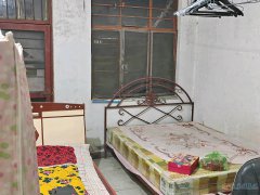 东工地建安公司1楼58平2室1厅2.8万