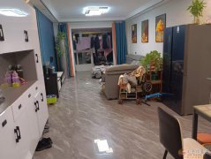 龙泽苑15号楼28楼两室两厅精装婚房36.8万出售