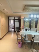 1楼，138平3室2厅暖燃齐拎包入住，一小附近。仅需30.9