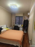 精装电梯房，首付仅需9万，145平3室2厅2卫地暖，一小附近