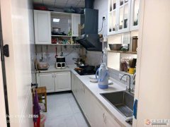 市中心4楼 136平 19·8万