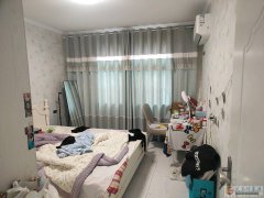 5楼，精装电梯房。140平3室2厅地暖，非常新拎包入住。建业