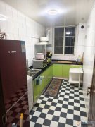 450元/月，72平2室1厅干净整洁，可直接拎包入住，6楼