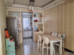 售天禾生态苑精装房139平，中间楼层。