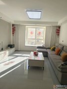 3楼，金银叶精装两室两厅，全屋地暖，很新