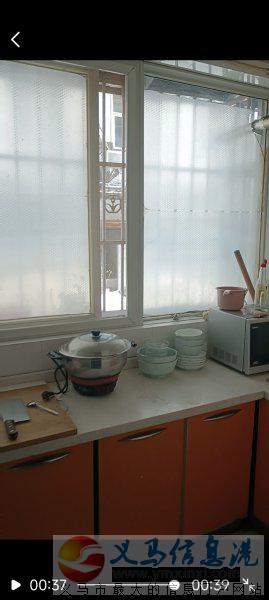 大产权步梯精装1楼 136平3室2厅 燃暖齐全 36.8万拎 大产权步梯精装1楼 136平3室2厅 燃暖齐全 36.8万拎