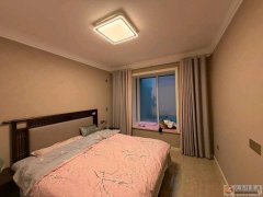 出租，龙泽苑电梯房，102平2室2厅精装暖燃齐拎包入住