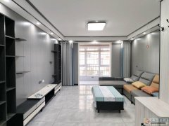 30+出售马岭二期2楼120平全新精装住房