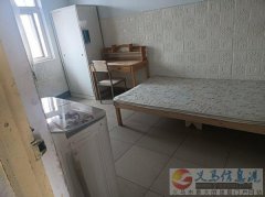 二楼 二室一厅整年出租。