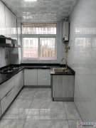 2楼步梯，120平3室2厅精装全新一天没住过，暖燃齐拎包入住