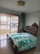 急售捡漏了，27.8万，139平3室2厅2卫电梯精装房，暖燃