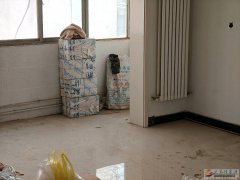 低！房东2次降价，现12.8万急售巴奴附近步梯2楼，120平