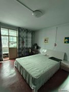 2楼，98平3室1厅市政府附近，暖燃齐全拎包入住，现16.8