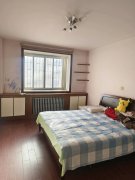 降3万，现24.8万，132平3室2厅有证可过户，暖燃齐全拎