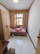 2楼捡漏房，6.5万，58平2室1厅水电暖齐拎包入住，卖菜坐