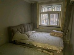 2楼精装，17.8万，75平2室2厅连银小区，暖燃齐拎包入住