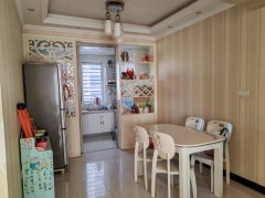 售天禾生态苑精装房139平，中间楼层。