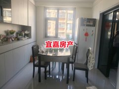 3楼精装学区房 外国语小学附近 123平3室2厅 38.5万