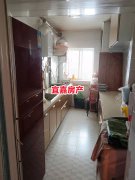 技校对面1楼养老房 3室1厅 暖燃齐全 18万拎包住 有证可