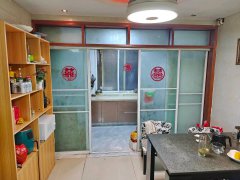 1楼，有证可过户分期，现低价出29.8万，120平3室2厅暖